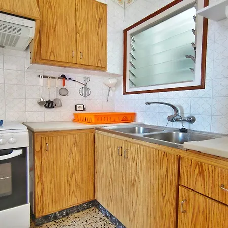 Apartamento La Terraza By Vacay L'Escala Appartement *